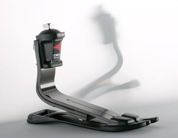 鄭州安裝假肢公司哪個(gè)更靠譜力康假肢廠家(圖1) 鄭州安裝假肢公司哪個(gè)更靠譜力康假肢廠家(圖1)